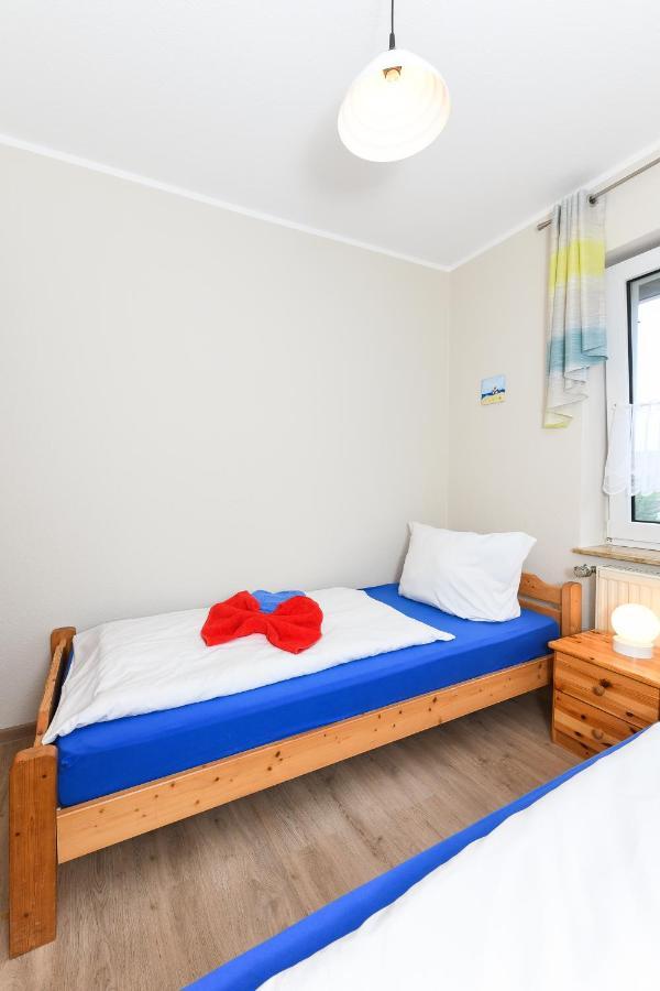 Ferienwohnung Langeoog Inselhaus Am Deich Neuharlingersiel Exterior photo